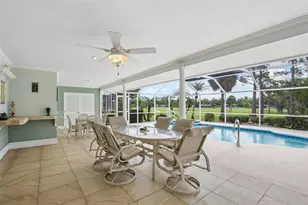 530 Magellan Dr, Sarasota, FL 34243 - Photo 18