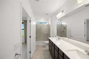 6600 Silverstar Dr, Sarasota, FL 34240 - Photo 14