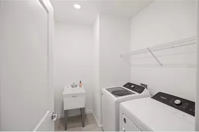 6600 Silverstar Drive, Sarasota, FL 34240 - Photo 16