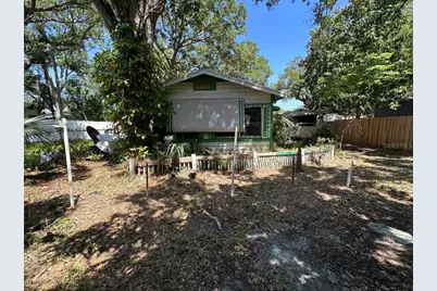 2026 Seminole Boulevard S, Saint Petersburg, FL 33705 - Photo 10