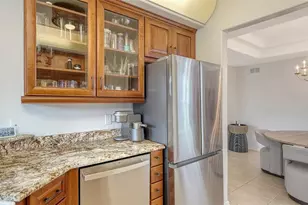 4469 Cinnamon Dr, Sarasota, FL 34238 - Photo 10