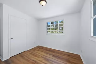 3719 Papai Dr, Sarasota, FL 34232 - Photo 16