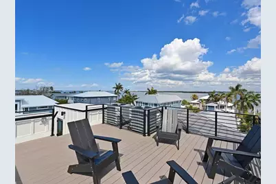 2209 Avenue B, Bradenton Beach, FL 34217 - Photo 40