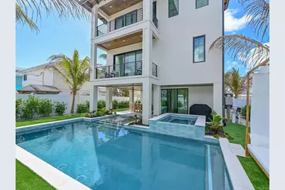 2209 Avenue B, Bradenton Beach, FL 34217 - Photo 34