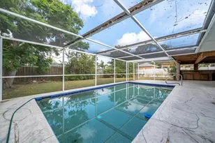 7464 Cass Cir, Sarasota, FL 34231 - Photo 32