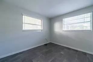 7464 Cass Cir, Sarasota, FL 34231 - Photo 22