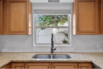 7464 Cass Circle, Sarasota, FL 34231 - Photo 12