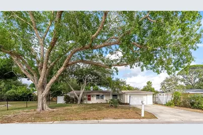 7464 Cass Circle, Sarasota, FL 34231 - Photo 4