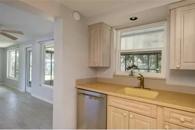3024 Chase Circle, Sarasota, FL 34231 - Photo 18