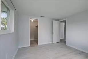 3024 Chase Cir, Sarasota, FL 34231 - Photo 8