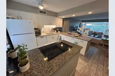 33 S Gulfstream Avenue #409, Sarasota, FL 34236 - Photo 16