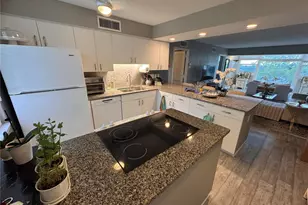33 S Gulfstream Ave, Sarasota, FL 34236 - Photo 16