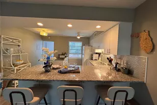 33 S Gulfstream Ave, Sarasota, FL 34236 - Photo 14