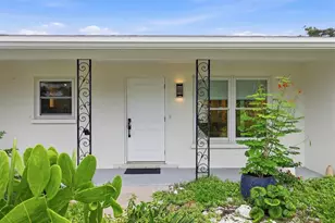 2513 Croton Ave, Sarasota, FL 34239 - Photo 6