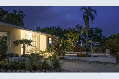 2513 Croton Avenue, Sarasota, FL 34239 - Photo 1