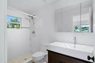 2513 Croton Ave, Sarasota, FL 34239 - Photo 34