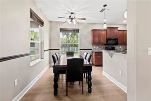 1269 Western Pine Cir, Sarasota, FL 34240 - Photo 10