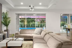 17727 Savory Mist Cir, Bradenton, FL 34211 - Photo 2