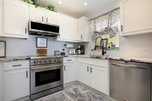 10215 Manatee Ave W, Bradenton, FL 34209 - Photo 4