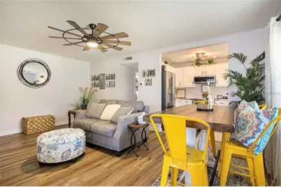 10215 Manatee Avenue W #7, Bradenton, FL 34209 - Photo 8