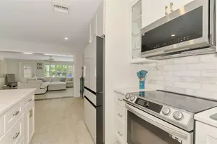 5628 Cape Leyte Dr, Sarasota, FL 34242 - Photo 50