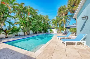 5628 Cape Leyte Dr, Sarasota, FL 34242 - Photo 18