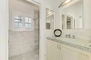 5628 Cape Leyte Dr, Sarasota, FL 34242 - Photo 58