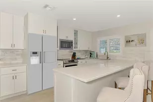 5628 Cape Leyte Dr, Sarasota, FL 34242 - Photo 20