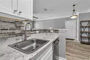 4802 51st Street W, Bradenton, FL 34210 - Photo 6