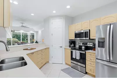 3510 54th Drive W #102, Bradenton, FL 34210 - Photo 14