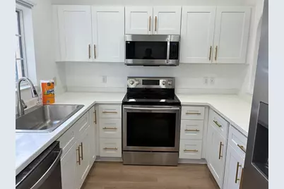 360 Cape Harbour Loop #105, Bradenton, FL 34212 - Photo 2
