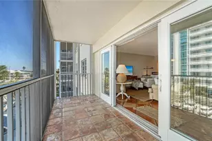 800 Benjamin Franklin Dr, Sarasota, FL 34236 - Photo 14