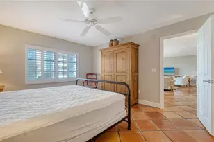 800 Benjamin Franklin Dr, Sarasota, FL 34236 - Photo 18
