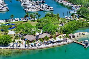 800 Benjamin Franklin Dr, Sarasota, FL 34236 - Photo 44