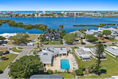 5940 Driftwood Avenue #15, Sarasota, FL 34231 - Photo 4