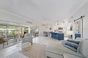 5940 Driftwood Ave, Sarasota, FL 34231 - Photo 8