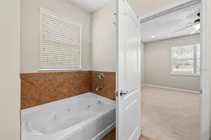 8302 Karpeal Dr, Sarasota, FL 34238 - Photo 20