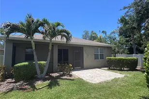 8302 Karpeal Dr, Sarasota, FL 34238 - Photo 10