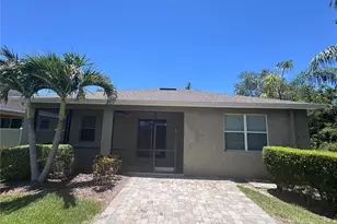 8302 Karpeal Dr, Sarasota, FL 34238 - Photo 8