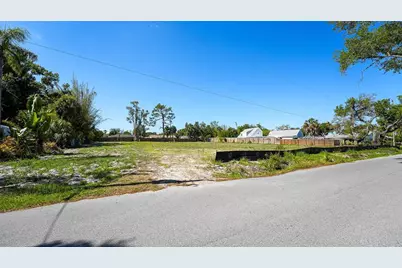 2424 Ashton Road, Sarasota, FL 34231 - Photo 12