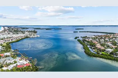 3330 Gulf Of Mexico Drive #107D, Longboat Key, FL 34228 - Photo 38