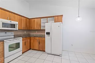 5647 Monte Rosso Rd, Sarasota, FL 34243 - Photo 16