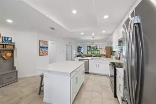 5721 Palmer Cir, Lakewood Ranch, FL 34211 - Photo 14