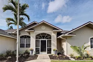 1303 E Gate Dr, Venice, FL 34285 - Photo 2