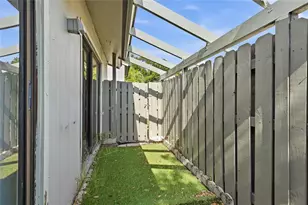 5683 Summerside Ln, Sarasota, FL 34231 - Photo 20