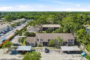5683 Summerside Ln, Sarasota, FL 34231 - Photo 2