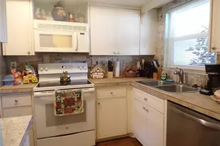 670 Park Cir, Bradenton, FL 34207 - Photo 18