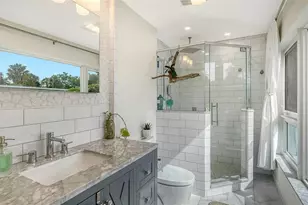 1100 Imperial Dr, Sarasota, FL 34236 - Photo 16