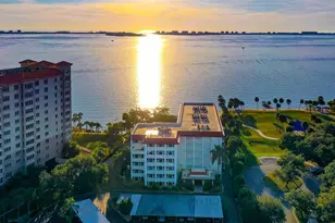 1100 Imperial Dr, Sarasota, FL 34236 - Photo 36