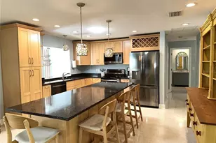 1883 Riviera Cir, Sarasota, FL 34232 - Photo 10